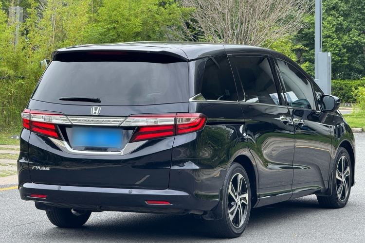 Used Honda Odyssey 2015 Updated Version 2.4L Smart Edition Rear Right 45 Deg