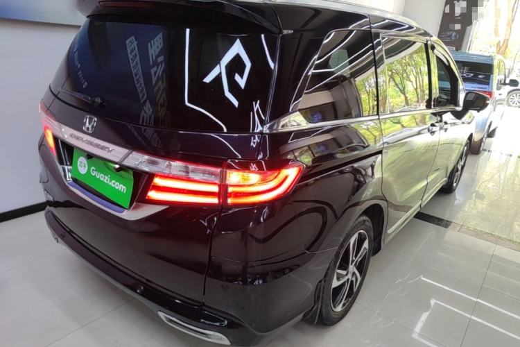Used Honda Odyssey 2015 2.4L Smart Edition Rear Right 45 Deg