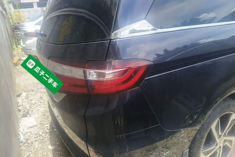 Used Honda Odyssey 2015 Updated Version 2.4L Smart Edition Rear Right 45 Deg