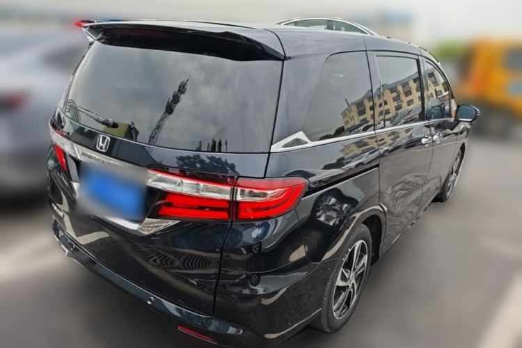 Used Honda Odyssey 2015 Revised Version 2.4L Supreme Edition Rear Right 45 Deg