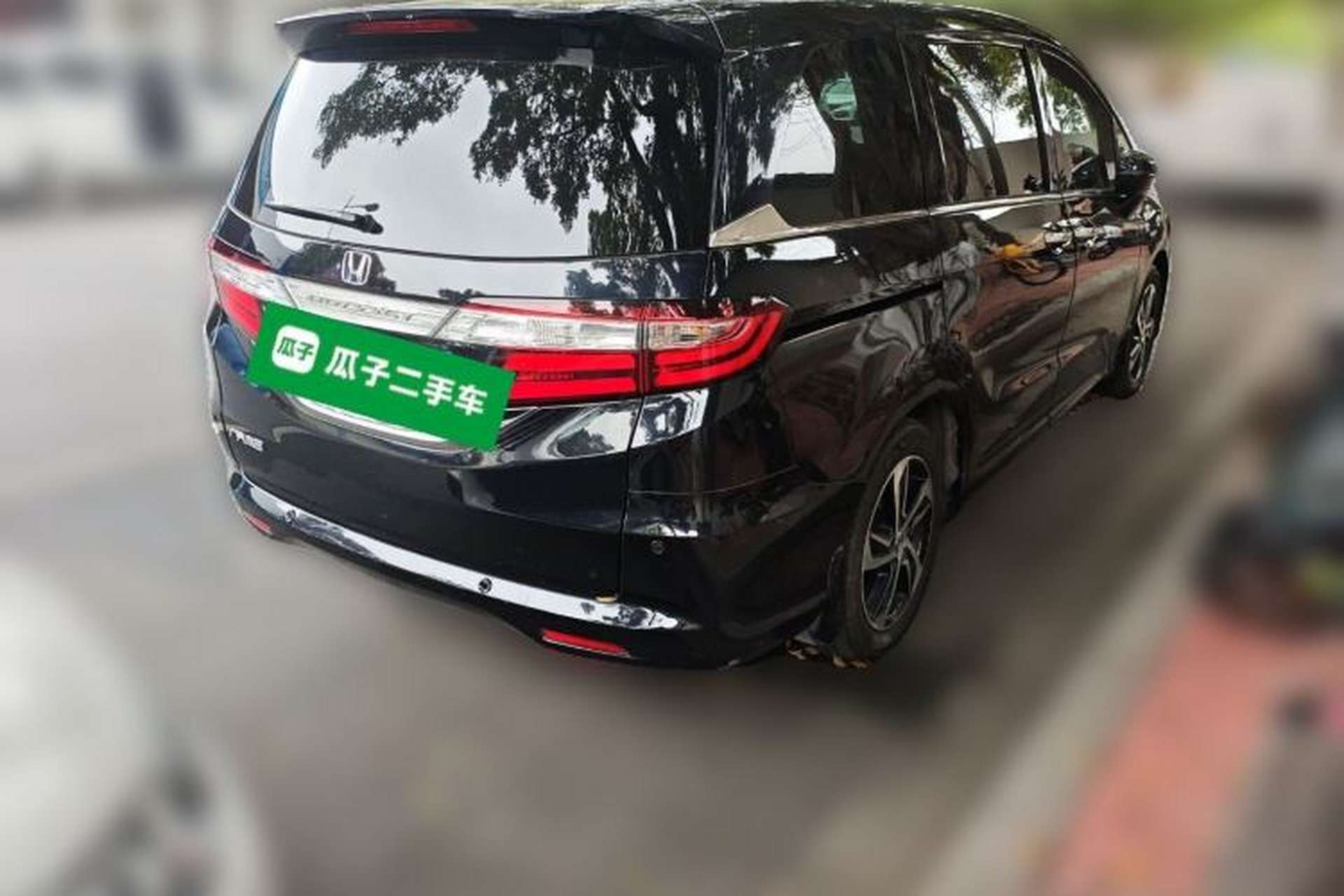 Used Honda Odyssey 2015 Updated Version 2.4L Smart Edition Rear Right 45 Deg
