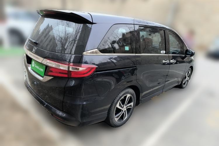 Used Honda Odyssey 2015 Revised 2.4L Luxury Edition Rear Right 45 Deg