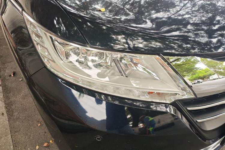 Used Honda Odyssey 2015 Updated Version 2.4L Smart Edition Right Front Headlight