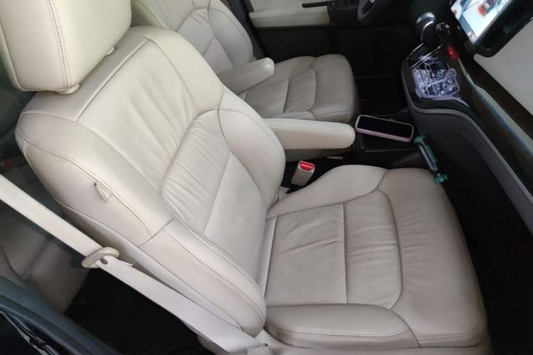 Used Honda Odyssey 2015 2.4L Smart Edition Right Front Seat