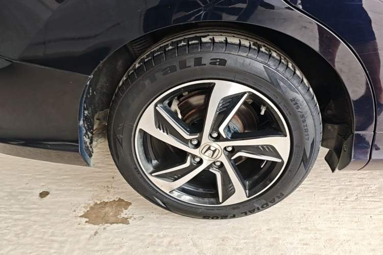 Used Honda Odyssey 2015 Revised 2.4L Luxury Edition Right Rear Wheel Hub