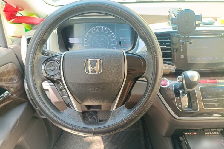 Used Honda Odyssey 2015 Revised 2.4L Luxury Edition Steering Wheel