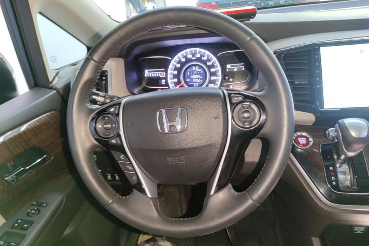 Used Honda Odyssey 2015 2.4L Smart Edition Steering Wheel