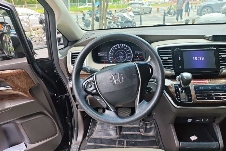 Used Honda Odyssey 2015 Revised Version 2.4L Comfort Edition Steering Wheel