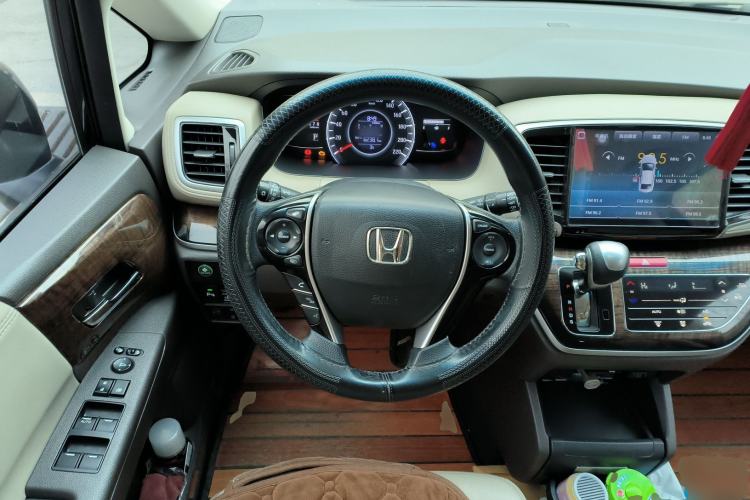 Used Honda Odyssey 2015 Revised 2.4L Luxury Edition Steering Wheel