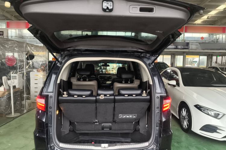 Used Honda Odyssey 2015 2.4L Comfort Edition Trunk