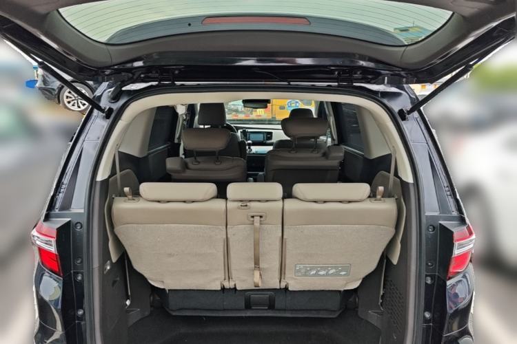 Used Honda Odyssey 2015 Revised Version 2.4L Supreme Edition Trunk