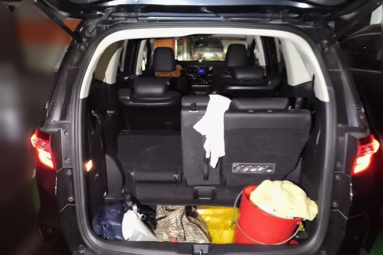 Used Honda Odyssey 2015 Updated Version 2.4L Smart Edition Trunk