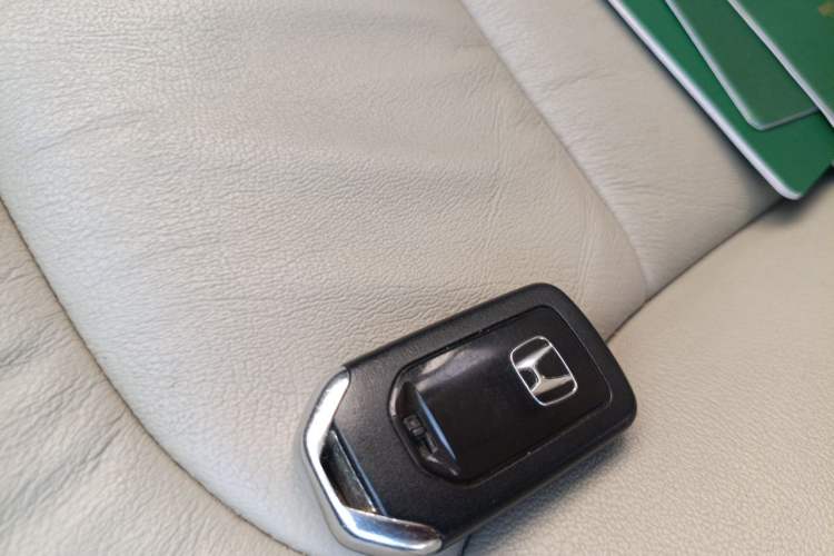 Used Honda Odyssey 2015 Revised 2.4L Luxury Edition Vehicle Key