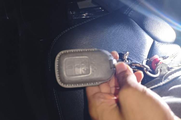 Used Honda Odyssey 2015 Updated Version 2.4L Smart Edition Vehicle Key