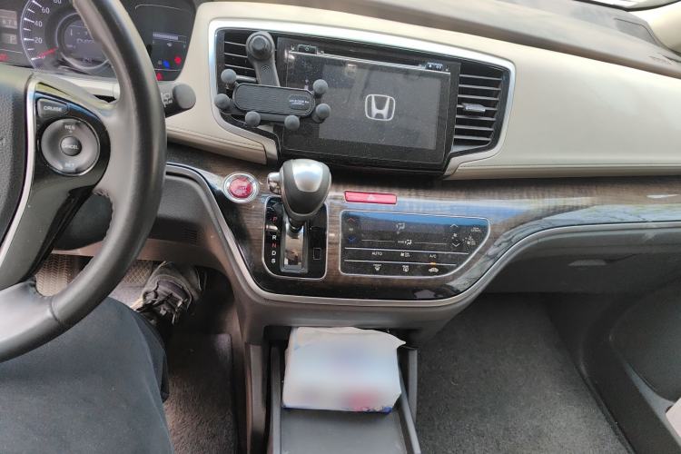 Used Honda Odyssey 2015 Updated Version 2.4L Smart Edition Audio And AC Panel