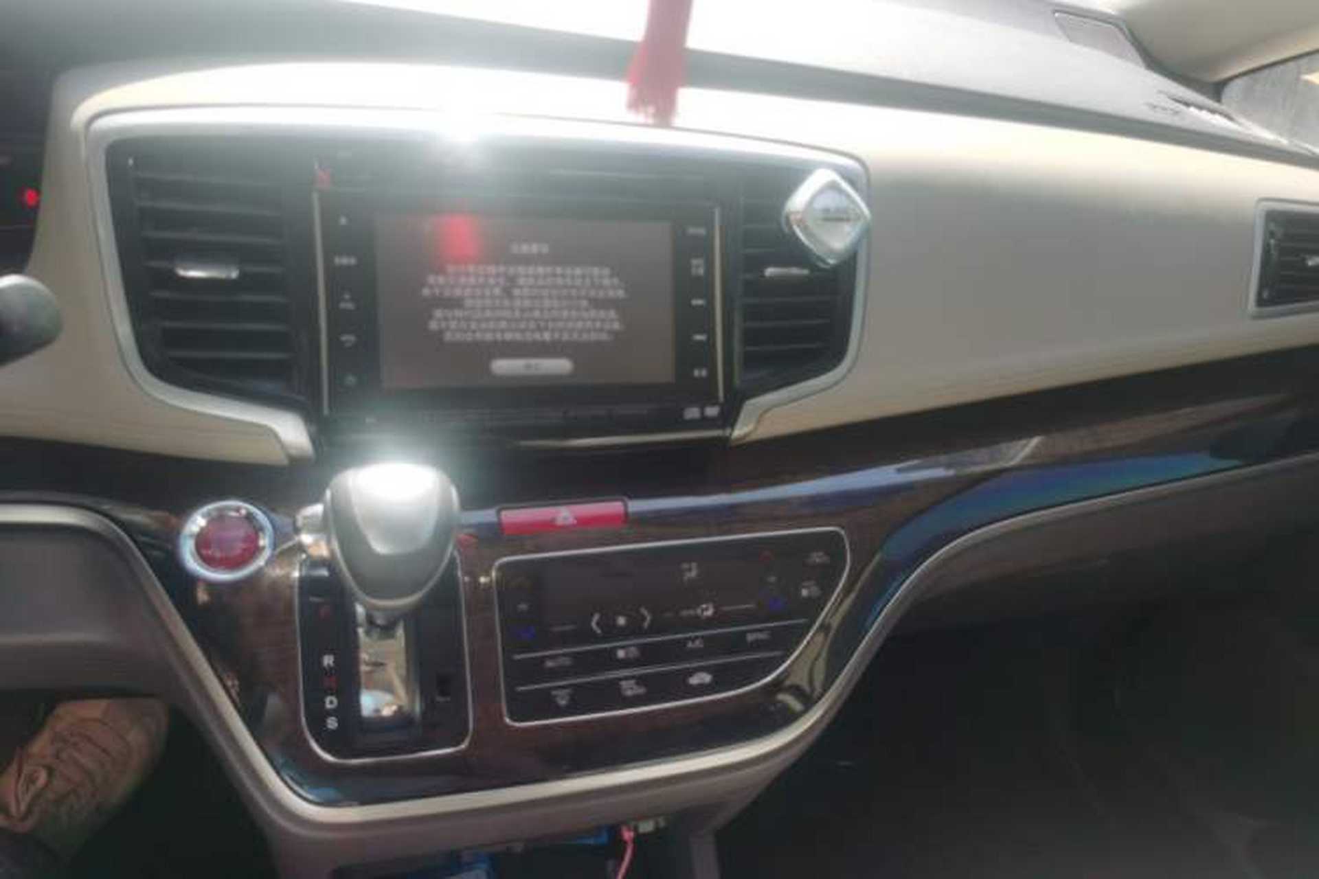 Used Honda Odyssey 2015 2.4L Supreme Edition Audio And AC Panel