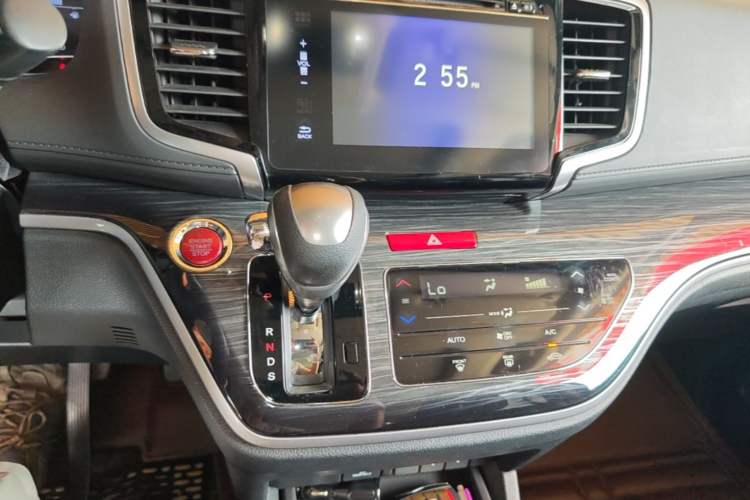 Used Honda Odyssey 2015 Updated 2.4L Smart Cool Version Audio And AC Panel