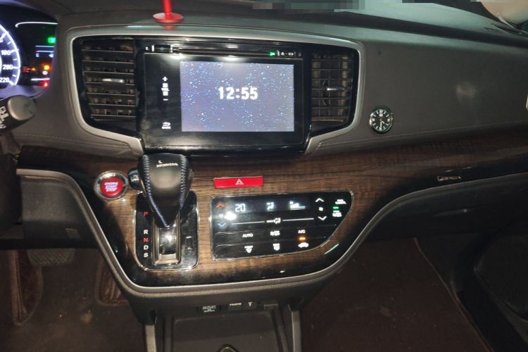 Used Honda Odyssey 2015 Updated Version 2.4L Smart Edition Audio And AC Panel