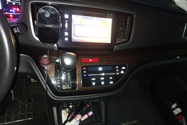 Used Honda Odyssey 2015 Updated Version 2.4L Smart Edition Audio And AC Panel