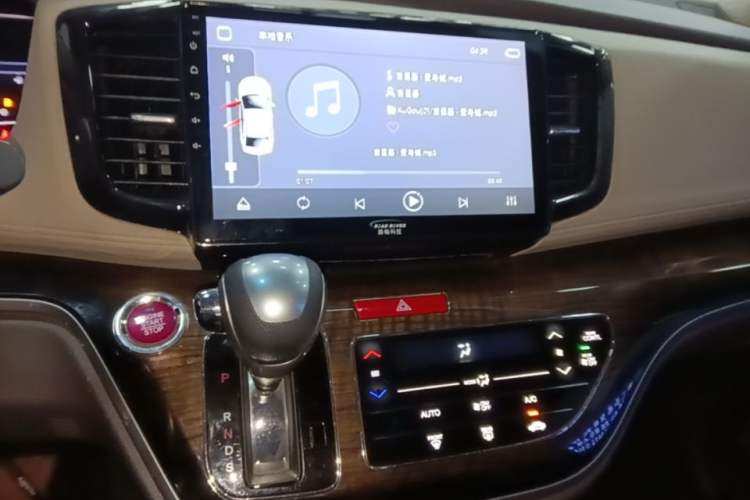 Used Honda Odyssey 2015 Revised Version 2.4L Comfort Edition Audio And AC Panel
