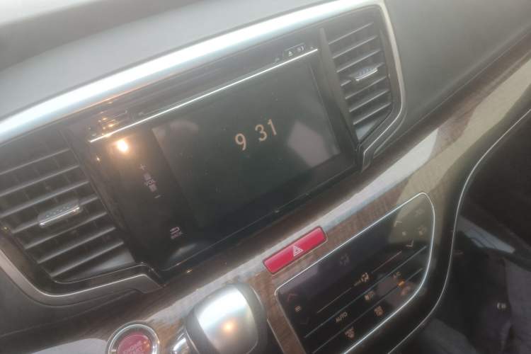 Used Honda Odyssey 2015 Updated Version 2.4L Smart Edition Audio And AC Panel
