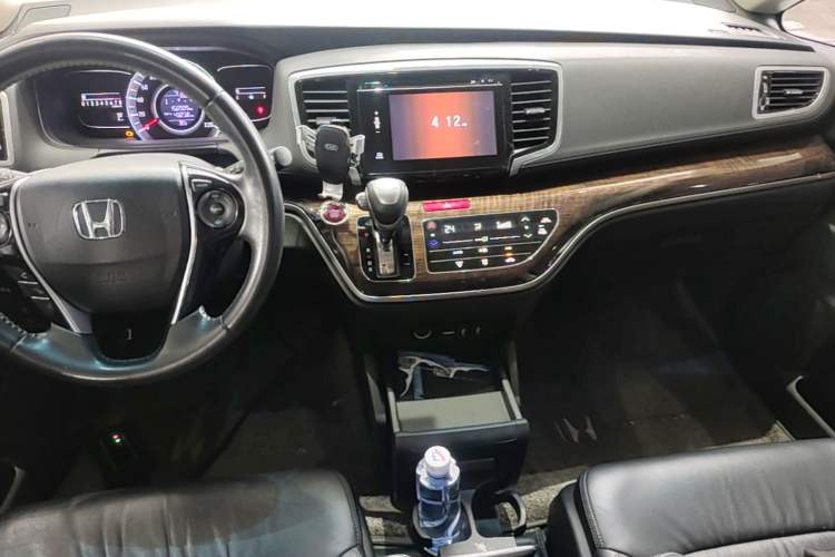Used Honda Odyssey 2015 Updated Version 2.4L Smart Edition Audio And AC Panel