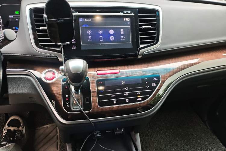 Used Honda Odyssey 2015 Updated Version 2.4L Smart Edition Audio And AC Panel