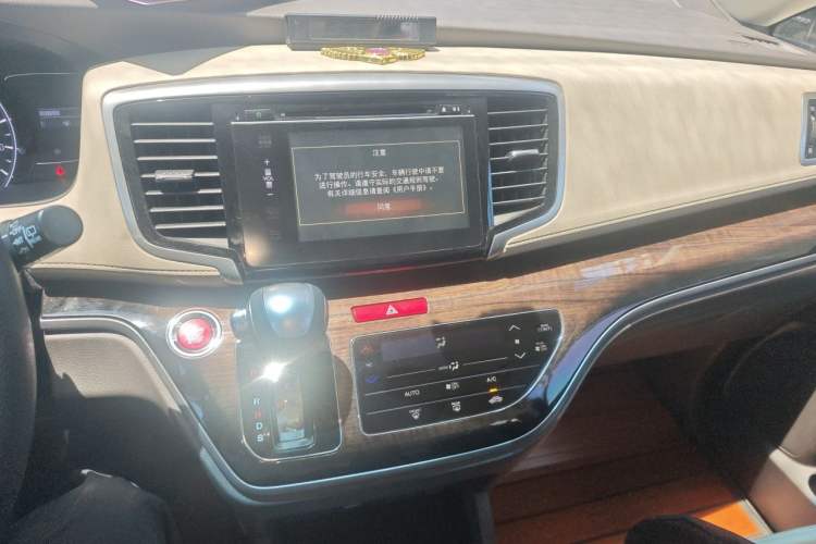 Used Honda Odyssey 2015 Revised 2.4L Luxury Edition Audio And AC Panel