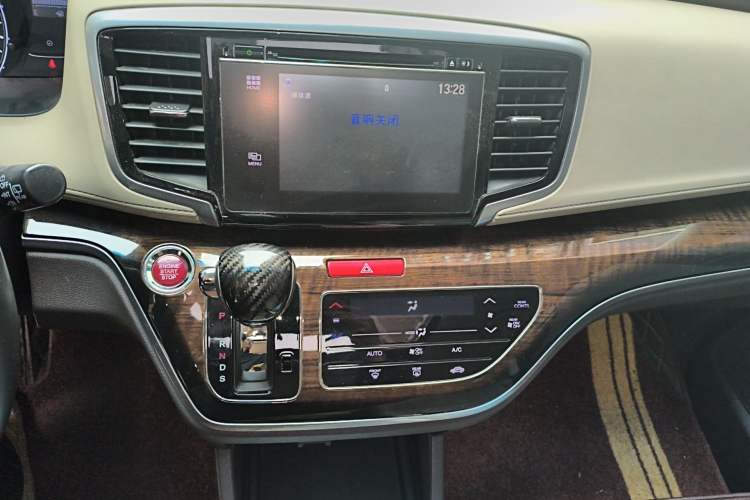 Used Honda Odyssey 2015 2.4L Smart Edition Audio And AC Panel