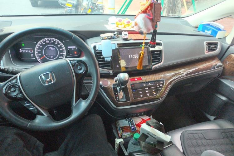 Used Honda Odyssey 2015 2.4L Smart Edition Center Console