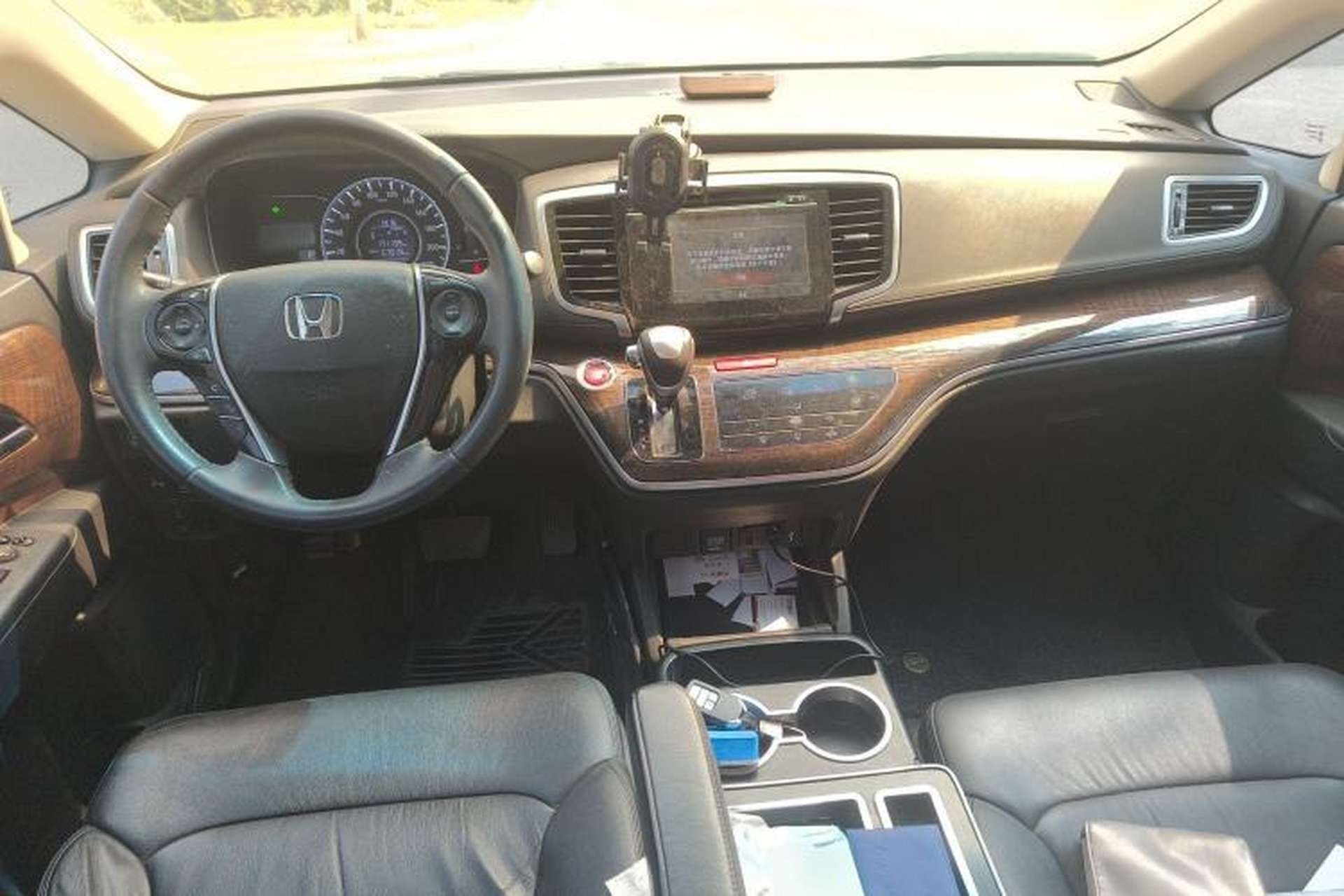 Used Honda Odyssey 2015 Updated Version 2.4L Smart Edition Center Console