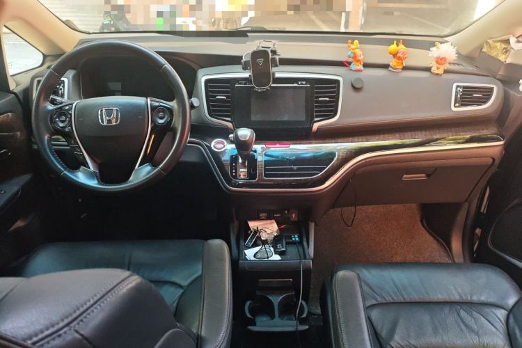 Used Honda Odyssey 2015 Updated Version 2.4L Smart Edition Center Console