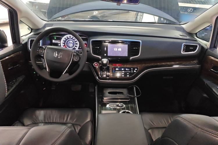 Used Honda Odyssey 2015 2.4L Smart Edition Center Console