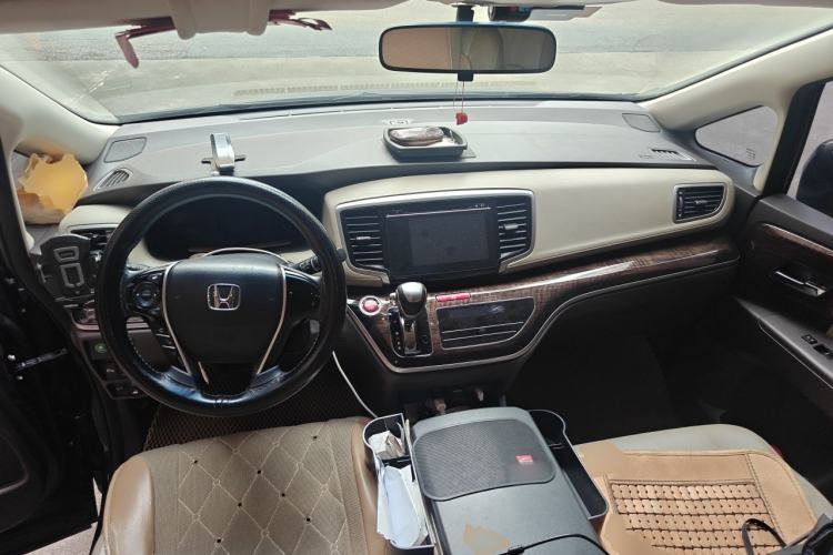 Used Honda Odyssey 2015 2.4L Luxury Edition Center Console