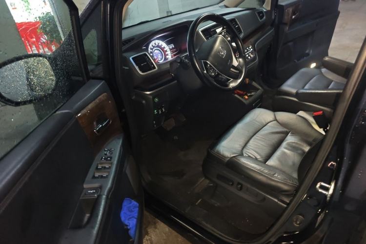 Used Honda Odyssey 2015 2.4L Smart Edition Driver Seat