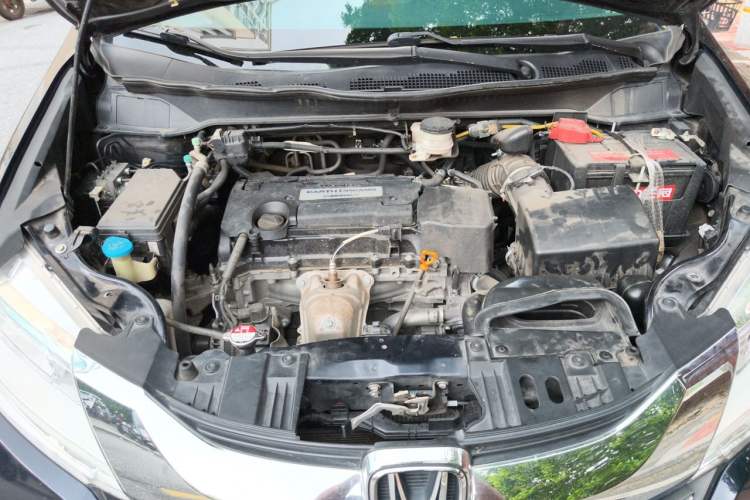 Used Honda Odyssey 2015 2.4L Smart Edition Engine Bay
