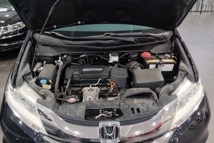 Used Honda Odyssey 2015 Updated 2.4L Smart Cool Version Engine Bay