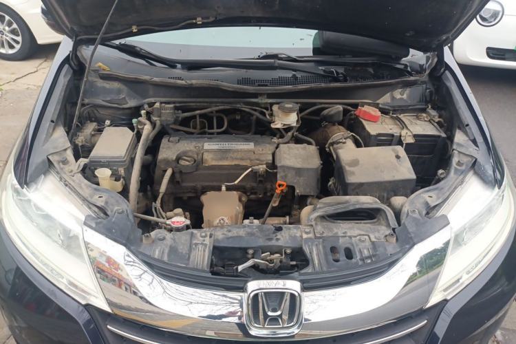Used Honda Odyssey 2015 Updated Version 2.4L Smart Edition Engine Bay
