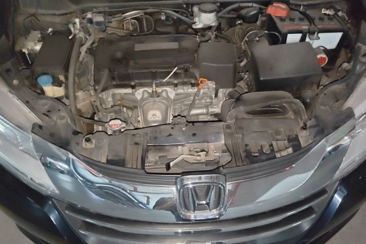 Used Honda Odyssey 2015 2.4L Smart Edition Engine Bay