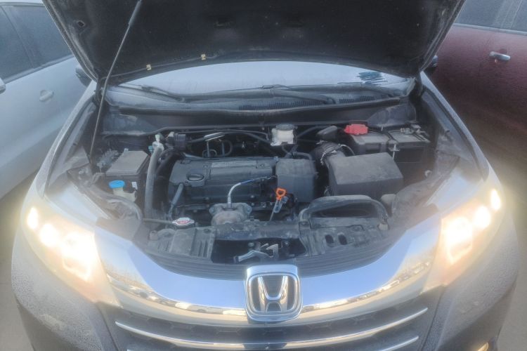 Used Honda Odyssey 2015 Updated Version 2.4L Smart Edition Engine Bay