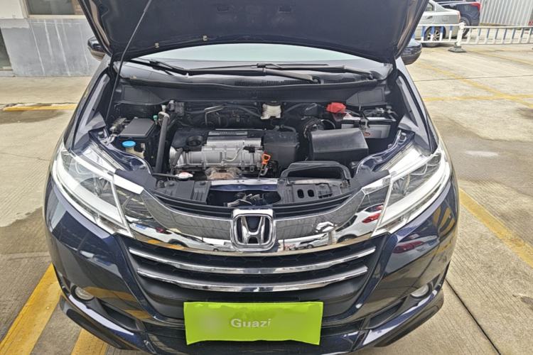 Used Honda Odyssey 2015 Updated Version 2.4L Smart Edition Engine Bay