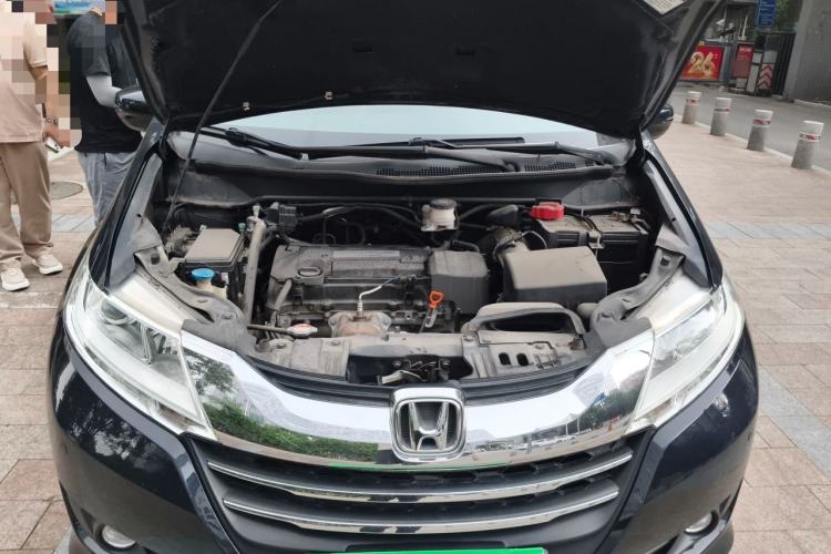 Used Honda Odyssey 2015 Revised 2.4L Luxury Edition Engine Bay