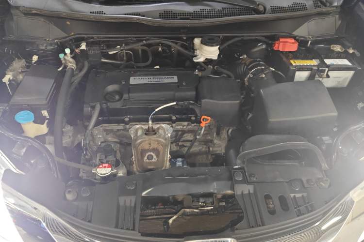 Used Honda Odyssey 2015 2.4L Smart Edition Engine Bay