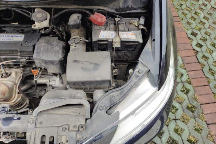 Used Honda Odyssey 2015 Revised 2.4L Luxury Edition Engine Bay Left