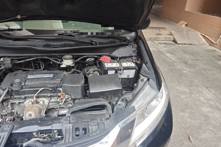 Used Honda Odyssey 2015 2.4L Luxury Edition Engine Bay Left