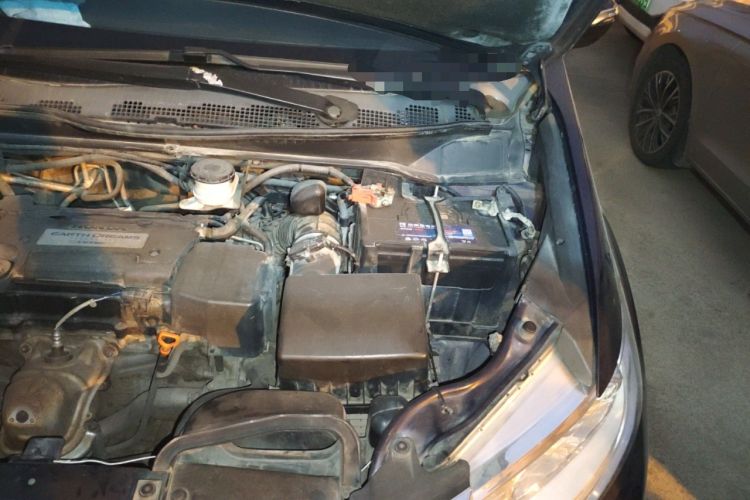 Used Honda Odyssey 2015 2.4L Smart Edition Engine Bay Left