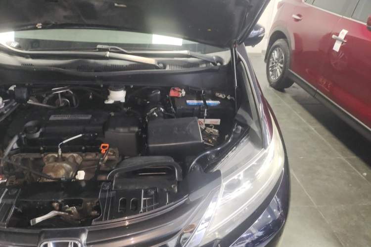 Used Honda Odyssey 2015 Revised 2.4L Luxury Edition Engine Bay Left