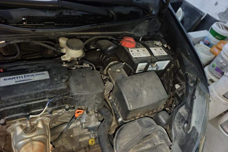 Used Honda Odyssey 2015 2.4L Smart Edition Engine Bay Left