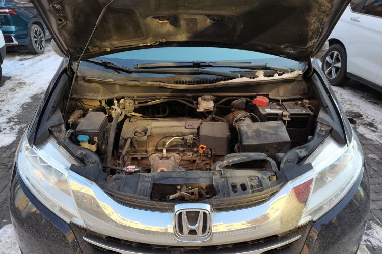 Used Honda Odyssey 2015 Updated Version 2.4L Smart Edition Engine Bay