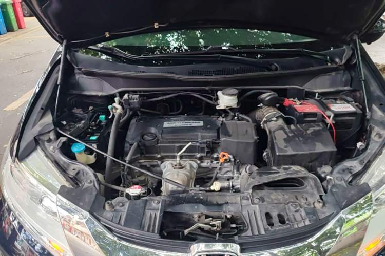 Used Honda Odyssey 2015 Updated Version 2.4L Smart Edition Engine Bay